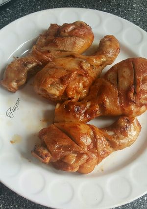 Hình của món Đùi gà nướng bơ và mật ong.