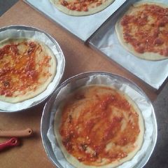 A picture of Crunchy pizza base.