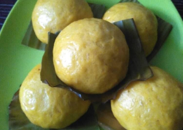 Bakpao labu kuning isi cokelat