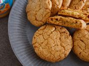 A picture of crunchy cookies