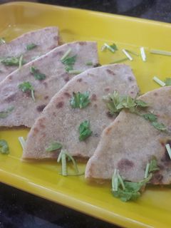 சீஸி கொத்தமல்லி சப்பாத்தி செய்முறை முக்கிய புகைப்படம்