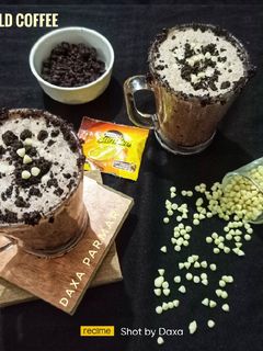 ચોકલેટ કોલ્ડ કોફી (Chocolate Cold Coffee Recipe in Gujarati) રેસીપી મુખ્ય ફોટો