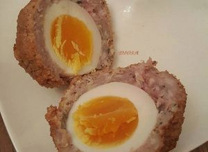 Una foto de Huevo a la Escocesa (Scotch egg)