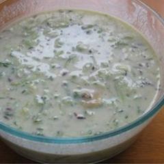 A picture of Cucumber raita.