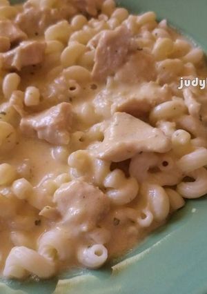 Fűszeres-sajtszószos-serpenyős hús recept fotója