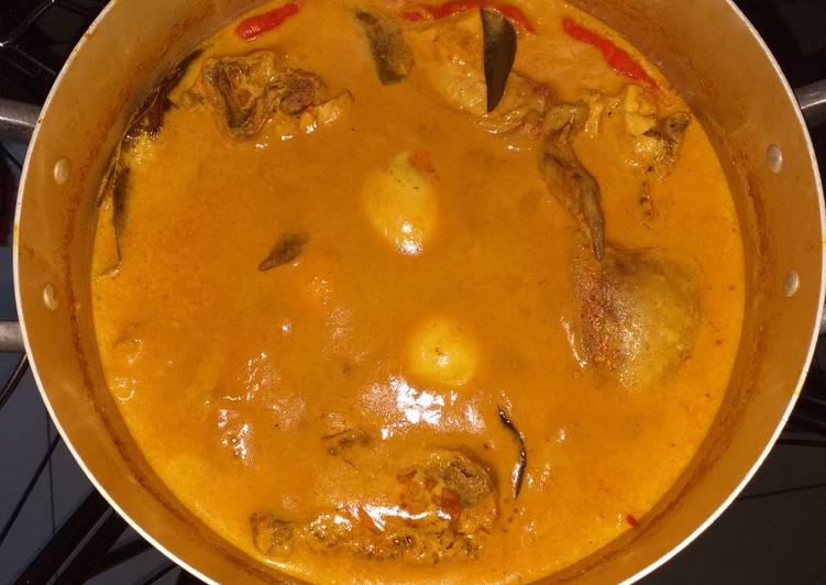 Bagaimana Menyiapkan Gulai Ayam &amp; Telur Bumbu Instant Indofood, Enak Banget