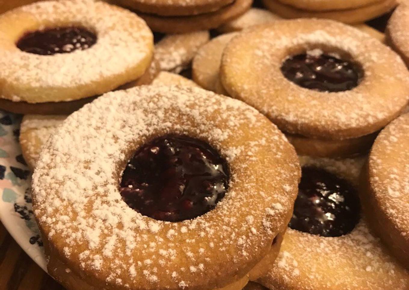 Butter almond cookies