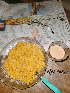 मैगी (maggi recipe in Hindi) रेसिपी मुख्य फोटो