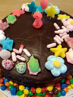 Una foto de Tarta de chuches para el cumpleaños de Emma