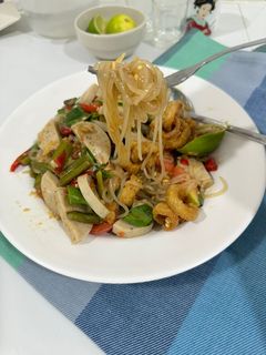รูปของ ตำเส้นเล็กหมูยอ