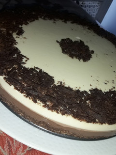 Foto principal de Tarta 3 chocolates (sin horno)