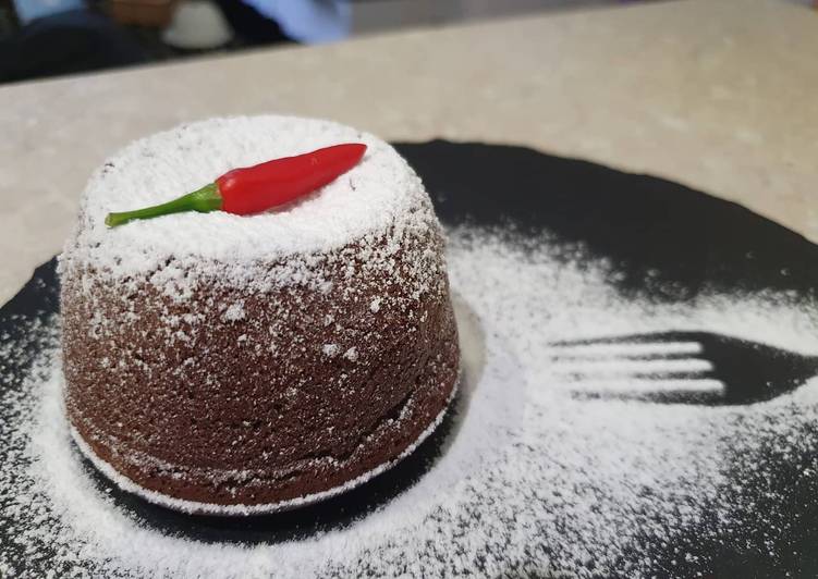 Tortino afrodisiaco con cuore di cioccolato al peperoncino
