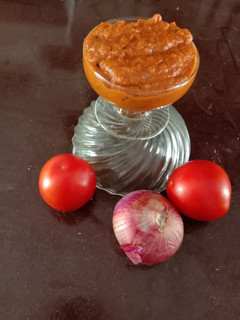 टमाटर की चटनी (tamatar ki chutney recipe in Hindi) रेसिपी मुख्य फोटो
