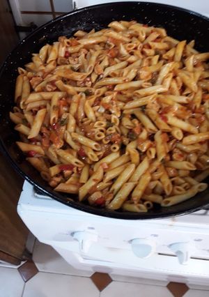Una foto de Macarrones en salsa de verduras
