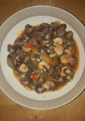 Foto resep Kerang dara plus udang saus padang