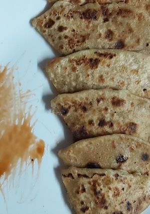 मूली पराठा (mooli paratha recipe in Hindi) रेसिपी मुख्य फोटो