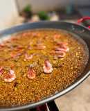 Arroz con sepia, atún y gambitas