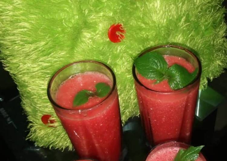 Recipe of Appetizing Watermelon smoothie | This is Recipe So Popular You Must Undertake Now !!