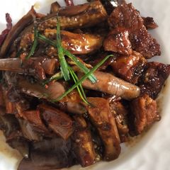 A picture of Stir pork belly with Steam eggplant.
