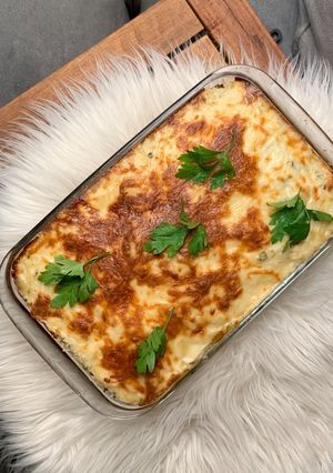 صورة لوصفة صينية رز بالدجاج بصوص البشاميل 🤍