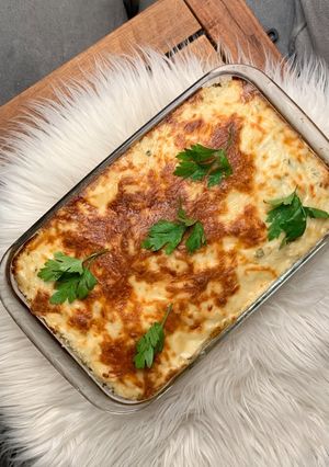 صورة لوصفة صينية رز بالدجاج بصوص البشاميل 🤍