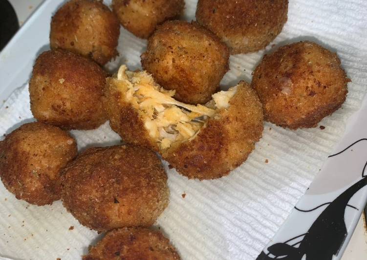 Easiest Way to Prepare Super Quick Homemade Cheesy Chicken Balls