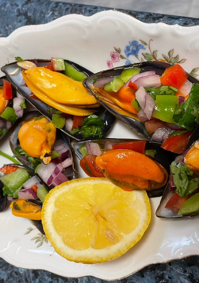 Una foto de Mejillones a la chalaca