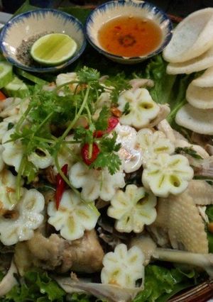 Hình của món Gỏi gà măng cụt.