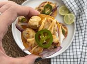 Una foto de chicharrón de pescado