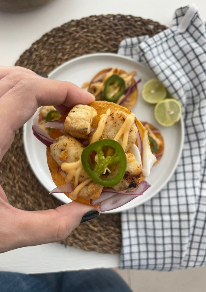 Una foto de Chicharrón de pescado
