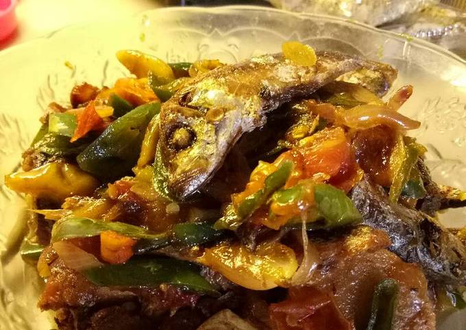 Resep Ikan Pindang Masak Kecap Oleh Anindya Assaoka Cookpad