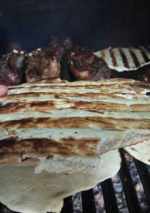 Una foto de Tortilla a la parrilla con chicharrón
