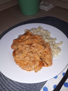 Bakonyi sertéskaraj szarvacska tésztával recept fotója