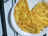 Omelette con queso cremoso