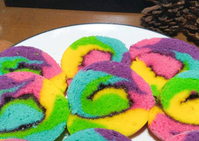 Recipe: Appetizing 114. Bolu Gulung Rainbow