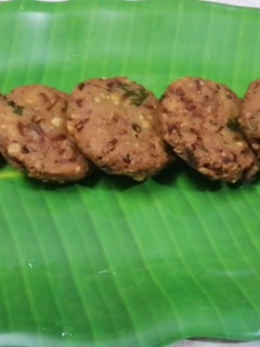 வீட்டிலேயே மசால் வடை சூப்பரா செய்யலாம் வாங்க செய்முறை முக்கிய புகைப்படம்