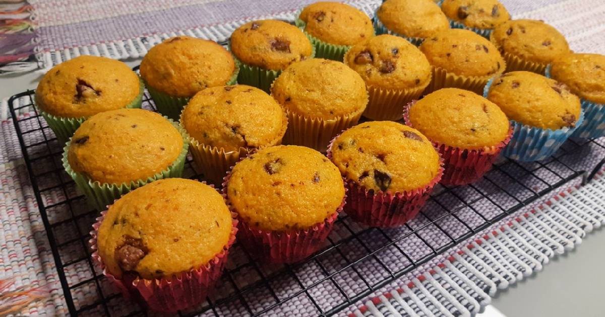 Muffin de Cenoura com Gotas de Chocolate Receita por Flávia Amaral