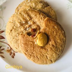 A picture of Peanut butter cookies.