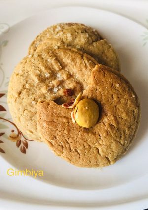A picture of Peanut butter cookies.