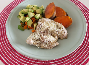 Una foto de Pescado con hierbas, castañas y parmesano 🇵🇪