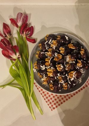 عکسی از دستور خرما گردویی