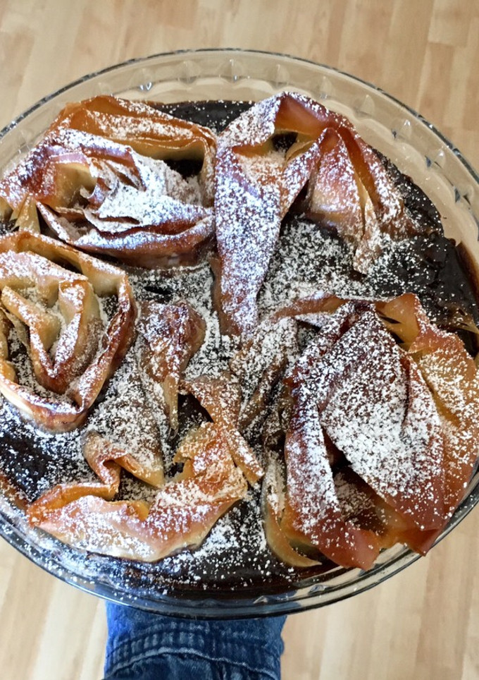 Una foto de Tarta de masa filo y chocolate- Ruffled milk de chocolate