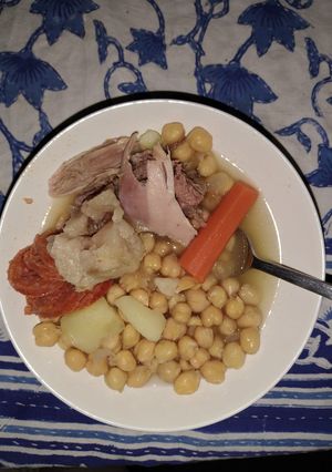 A picture of Cocido Madrileño.