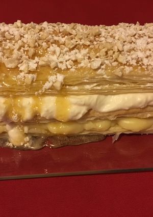 Foto principal de Milhojas de crema pastelera y frosting de queso