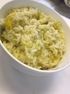 Una foto de Arroz con mango