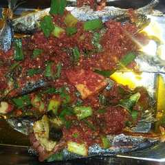 รูปของ Sambal ikan pindang manyosssss...