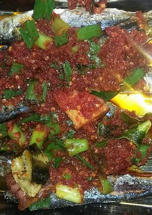 Foto resep Sambal ikan pindang manyosssss...