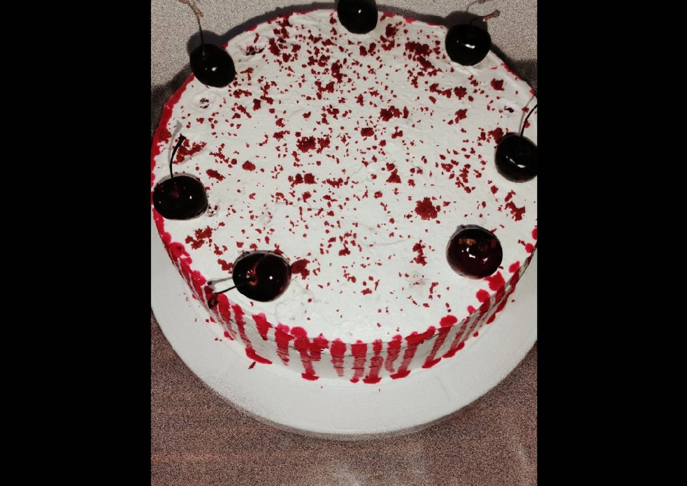 Red velvet cake 🍒