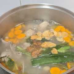 รูปของ Sop ayam pak min