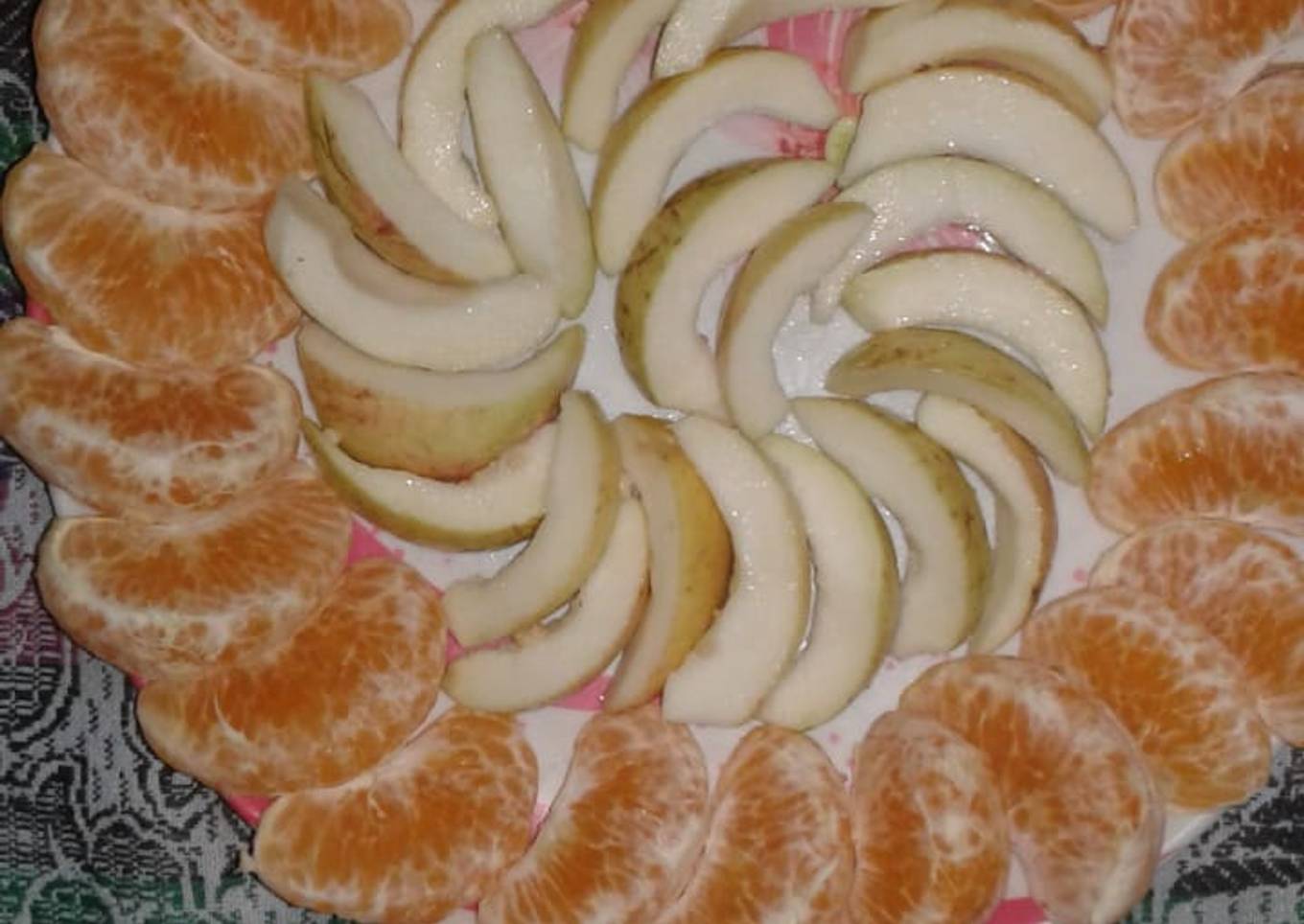 Seasonal fruit
